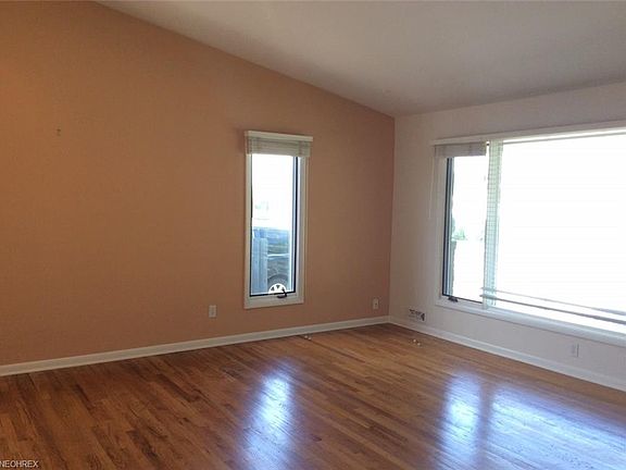 5th image of 6828 Reid Dr