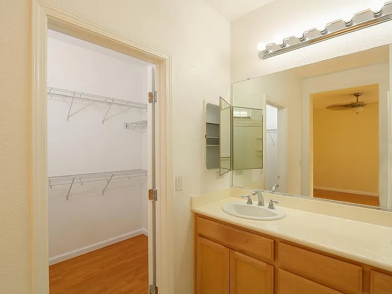 43 Parc Place Dr — Photo 18