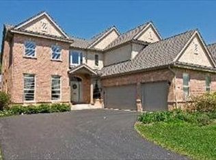 58 Ronan Rd, Highwood, IL 60040