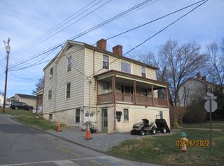 934 Nelson St, Staunton, VA 24401