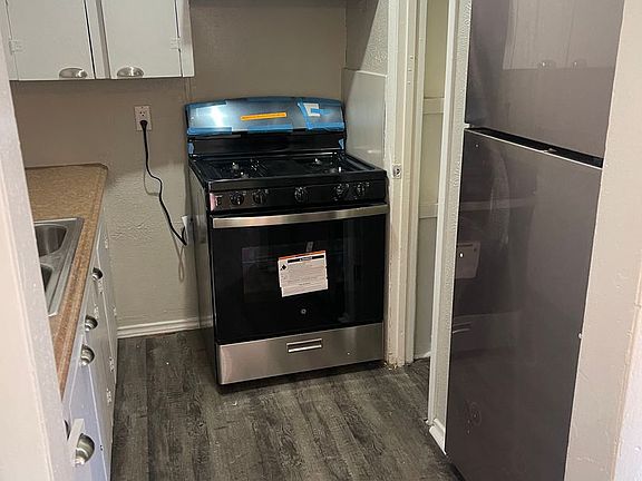 4th image of 5526 Reiger Ave #111