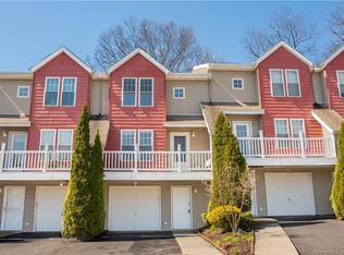13 Miranda Ln #13, Stratford, CT 06615