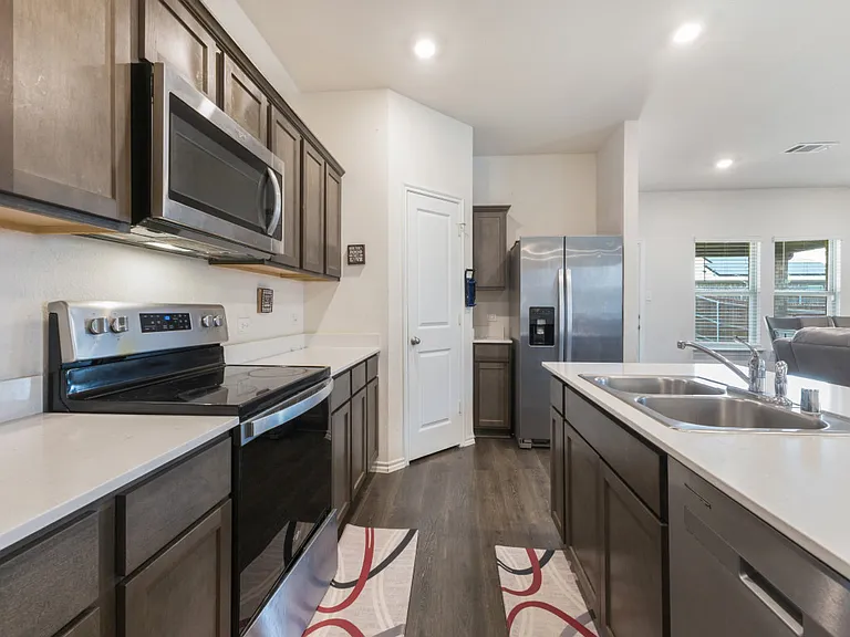 15127 Athena Dr — Photo 5