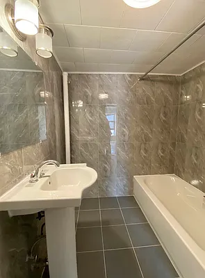 Rented by Universal Realty Group | media 4