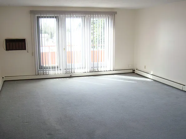 Sussex House Apartments