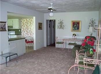 5th image of 4926 SW 90th Ave