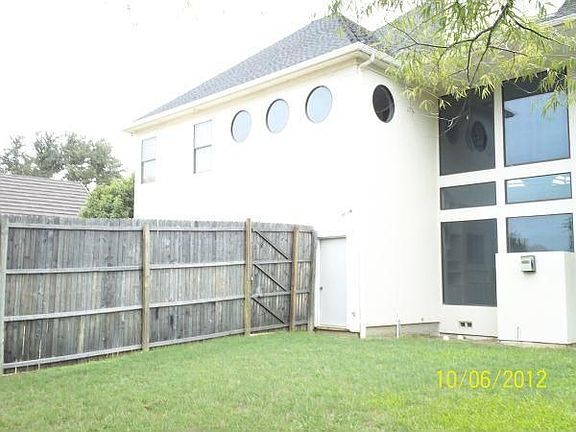 4th image of 2605 Brookside Dr
