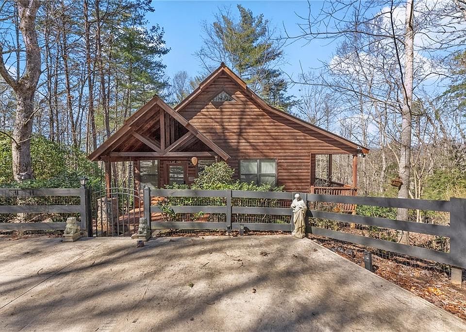 1st image of 157 Beechwood Dr