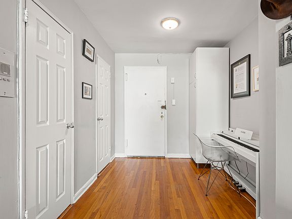 5th image of 4601 39th Ave APT 509