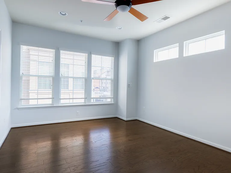 Master bedroom - 2nd floor