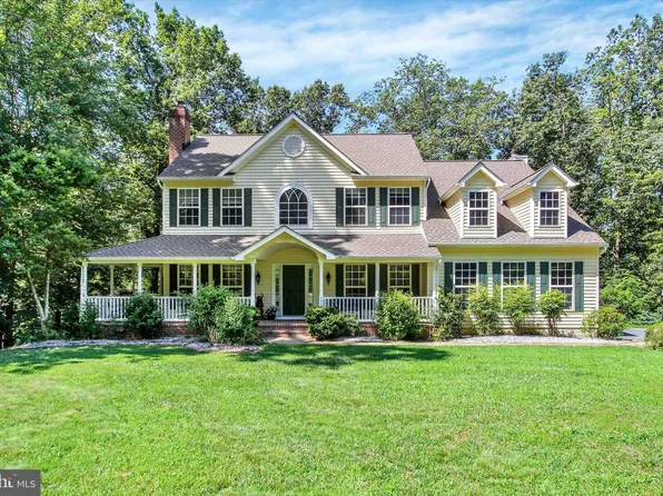 2550 Barrymore Dr, Westminster, MD 21158