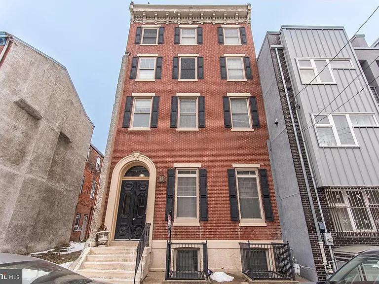 1111 Mount Vernon St #2 — Photo 1