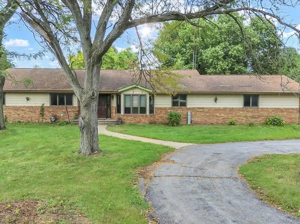 386 State Route 173, Caledonia, IL 61011