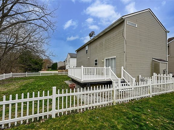 4th image of 1083 Reeves Ct