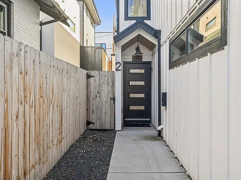 1580 N Lowell Blvd #2 — Photo 47