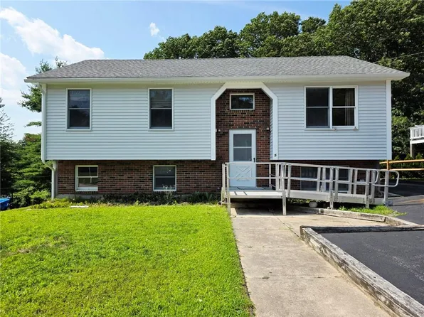 5 Brookview Ct, Westerly, RI 02891