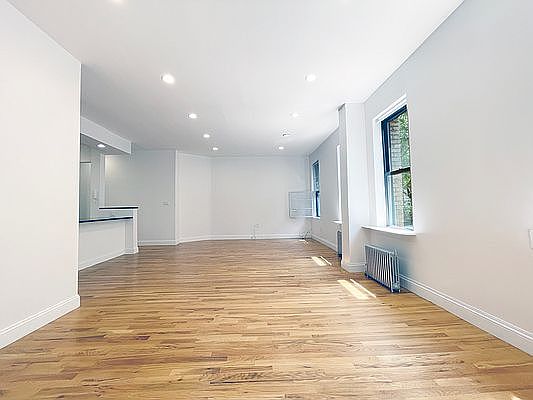 3rd image of 605 W 142nd St APT 22
