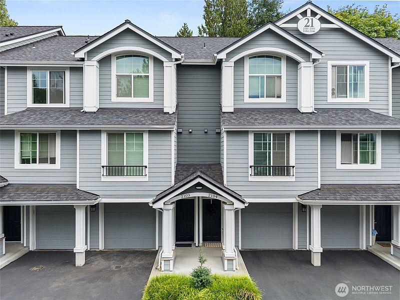 3rd image of 16125 Juanita Woodinville Way NE NE #2103