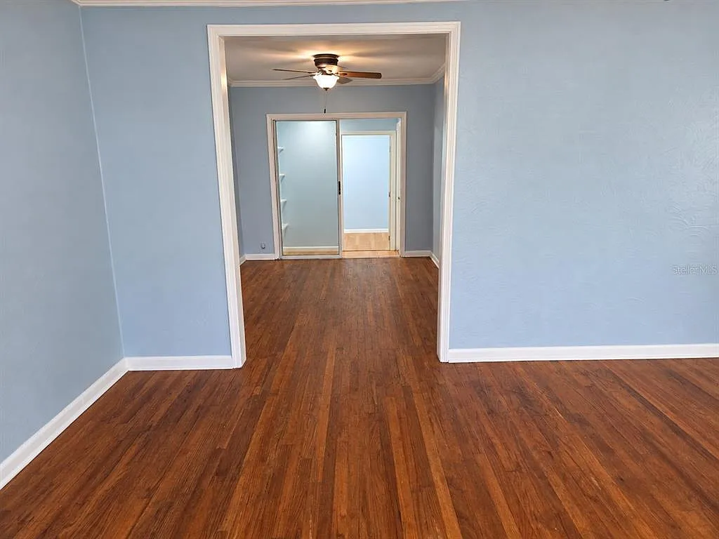 3 bed, 1.5 bath, 1202 sqft, $3,000 — Photo 4