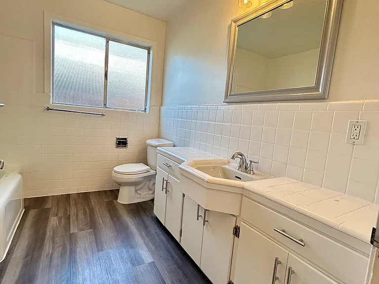 shared hallway bath