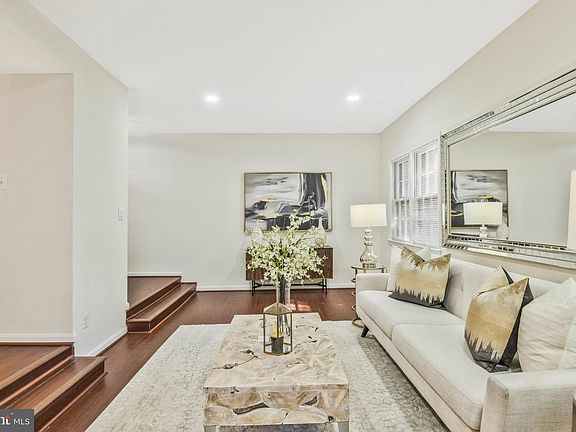 5th image of 2848 Lafora Ct