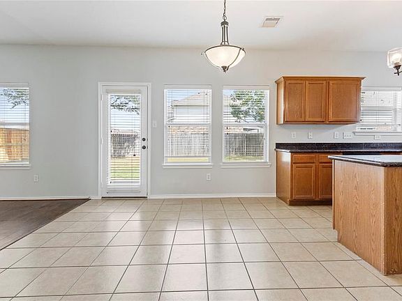 4th image of 6301 Larrycrest Dr