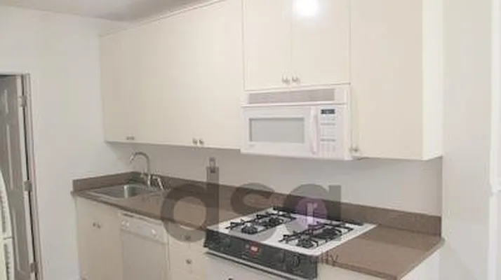 Rented by DSA Realty | media 58