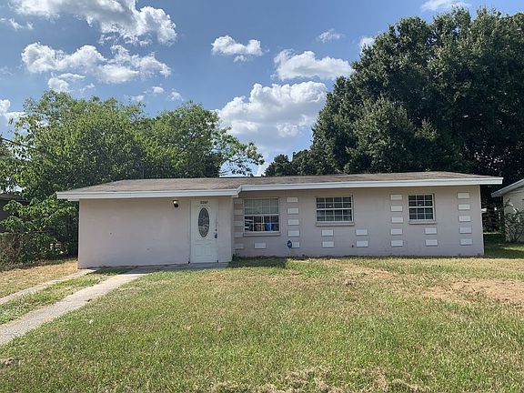 2nd image of 5207 S 80th St