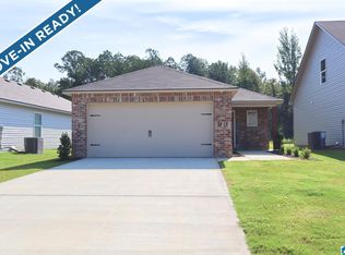 17 Dogwood St, Childersburg, AL 35044