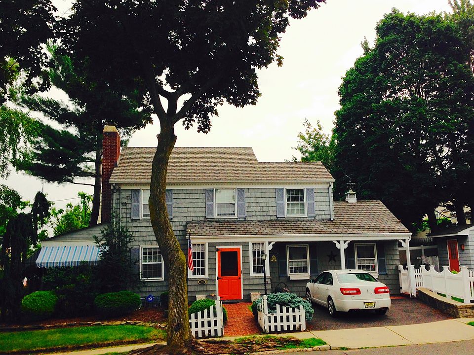 1st image of 16 Lincoln Ave