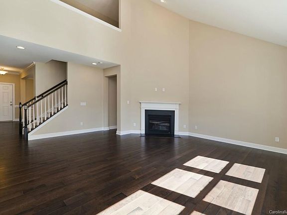 4th image of 4103 Hay Meadow Dr #13