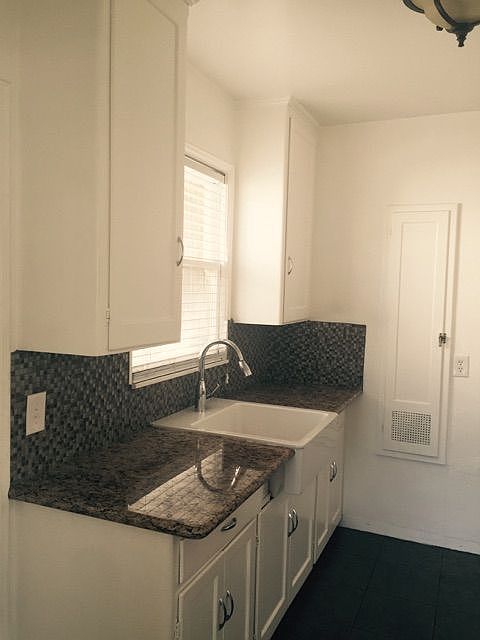 1st image of 228 Juniper St