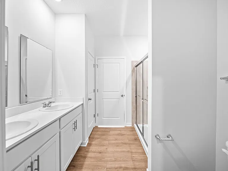 511 Darliene Dr — Photo 13