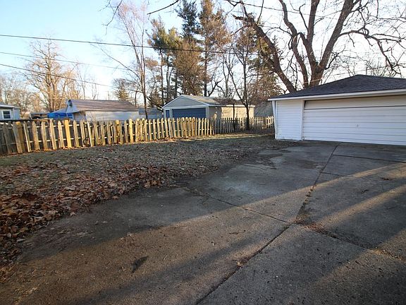 2nd image of 15478 Wormer Ave