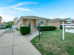 8140 N Osceola Ave, Niles, IL 60714