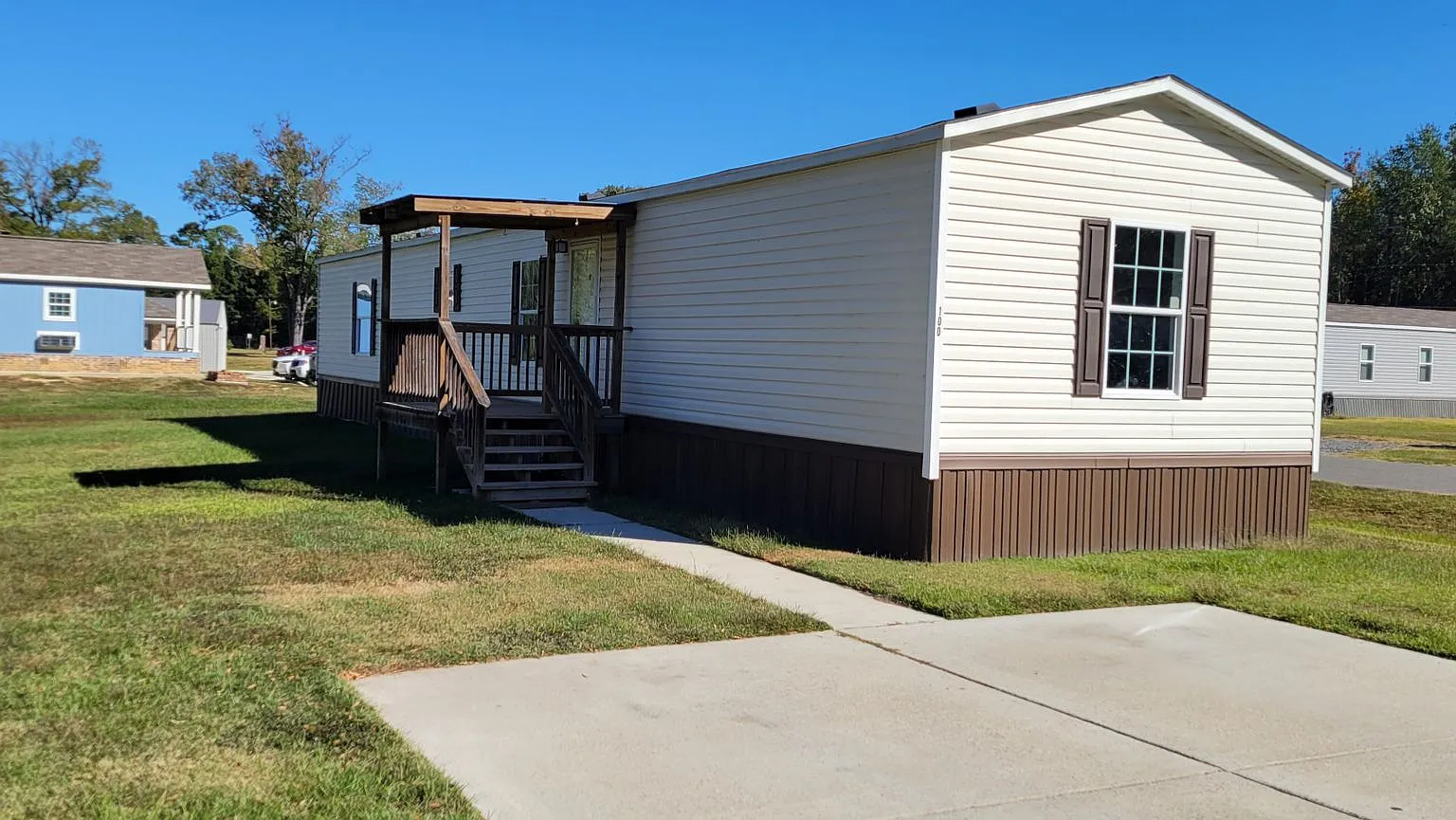 2651 Barron Rd — Photo 2