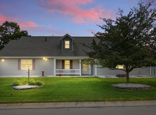 8333 Chapel Hill Pl, Fort Wayne, IN 46825