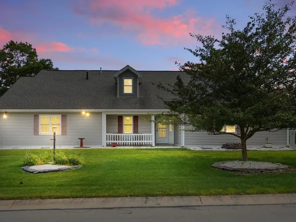 8333 Chapel Hill Pl, Fort Wayne, IN 46825