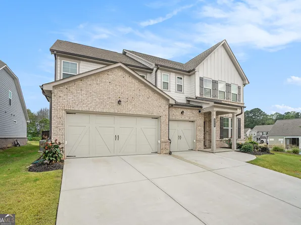 556 Hyde Ridge Trl, Loganville, GA 30052