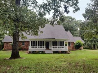 8717 Ridgemont Dr, Pineville, LA 71360