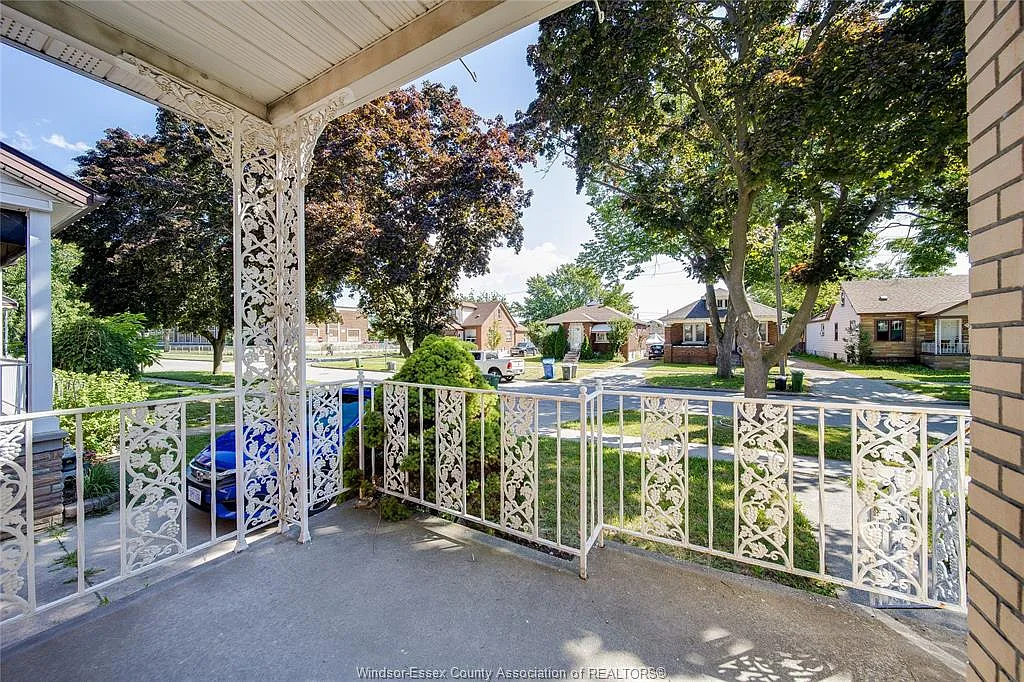 3 bed, 1.5 bath, $1,675 — Photo 3