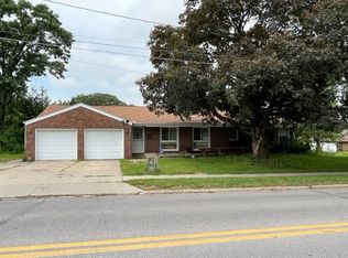 7004 Colby Ave, Windsor Heights, IA 50324