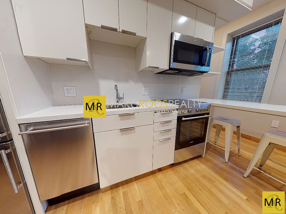 1st image of 119 Mount Auburn St #32B