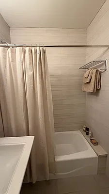 Bathroom, photo 2