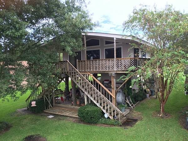 1st image of 206 Lakewood Dr