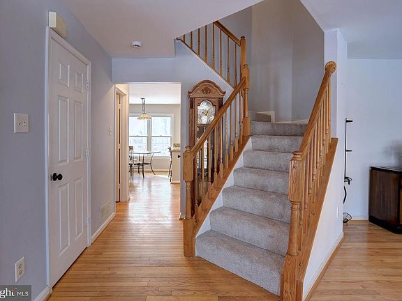 4th image of 2205 Edenbrooke Ct