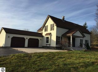 423 Marion Center Rd, Charlevoix, MI 49720