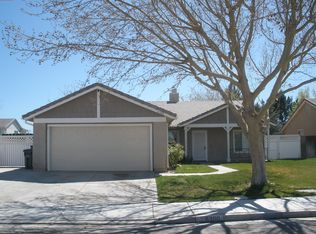 6300 Jasper Ct, Lancaster, CA 93536