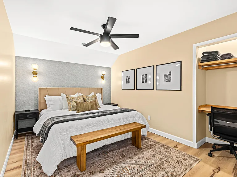 295 Euclid St — Photo 19