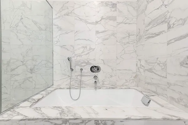 Rented by Sotheby's International Realty | media 11